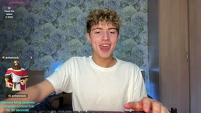 AlfredSweetn Live XXX chat