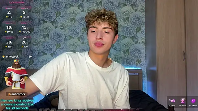 AlfredSweet élő XXX-chatje