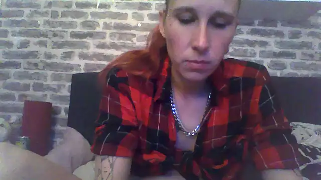 SweetHeatPair2654's Live XXX Chat