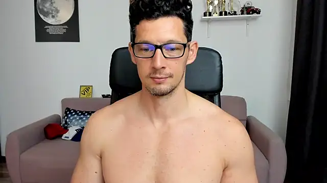 Chat +18 de BrutusK08 ao vivo