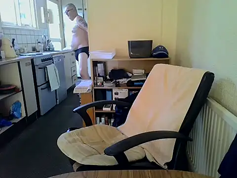 XXX chat uživo modela daddyflash