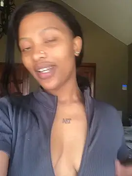 Youngling05's Live XXX Chat