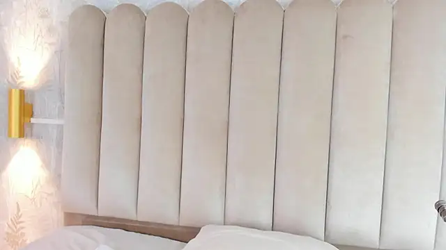 LunaAnd – Naživo XXX chat