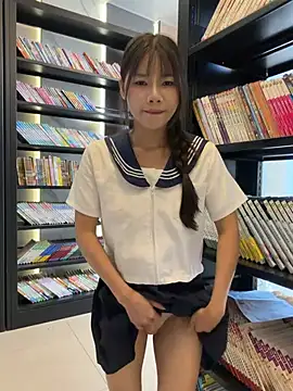Fire-18's Live XXX Chat