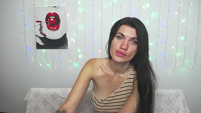 Chat XXX en directo de MilaLoona