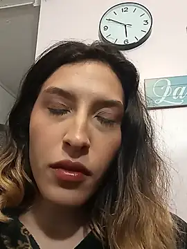 FULL_TENTATION_ Adlı Modelin Canlı XXX Sohbeti