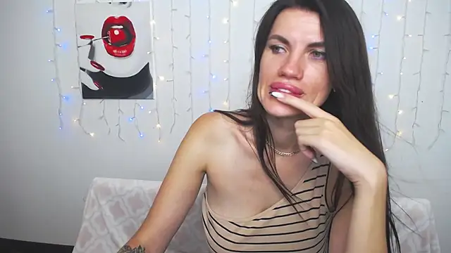 Chat XXX ao vivo de MilaLoona