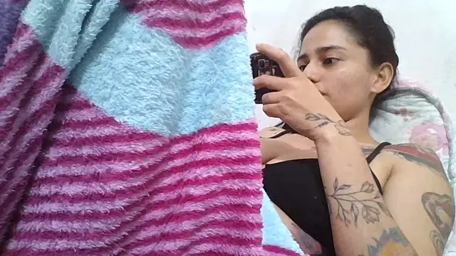 girl_tits live XXX chat