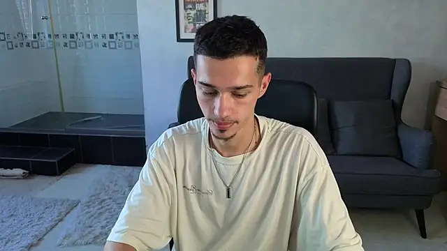 Živý XXX chat KaydenDrew