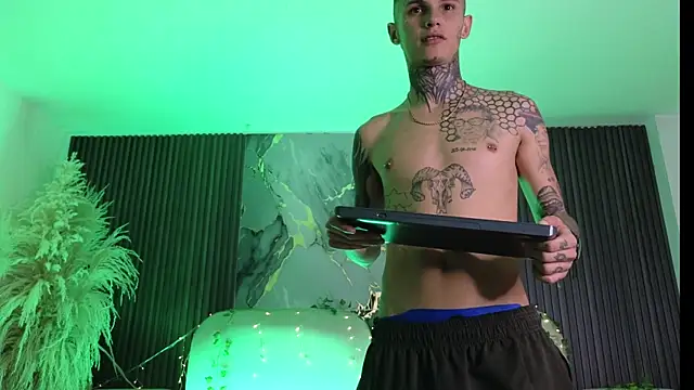 Paulo_527 在線直播表演