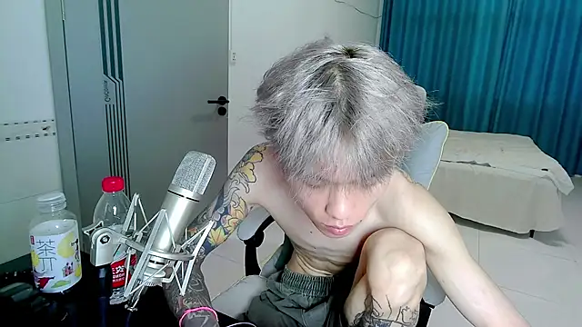 KPL-11n Live XXX chat