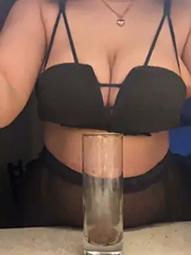 Maya_mimi Obrolan Langsung XXX