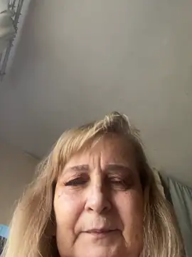 Show de Irina2909@xh na webcam