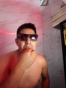 Chat +18 de latino17 ao vivo