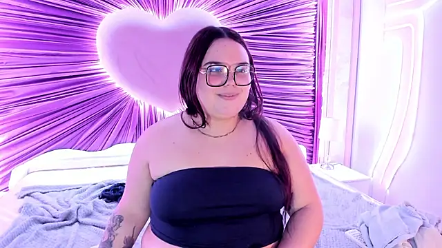 Lushi_Love Chat XXX in diretta