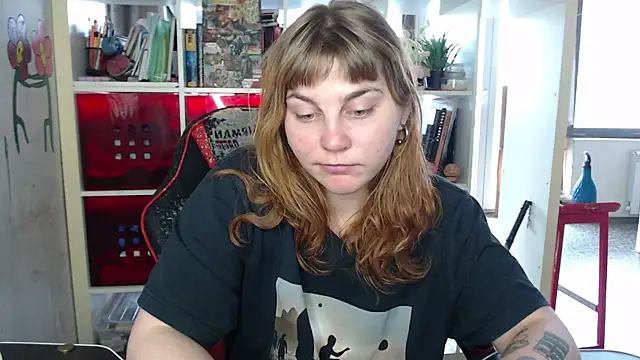 Lafoliepartout's Live XXX Chat