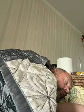 XXX chat uživo modela Frosl