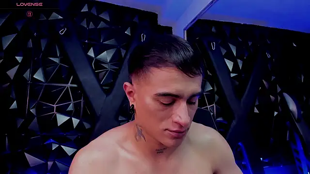 Chat +18 de LiamDeeps ao vivo