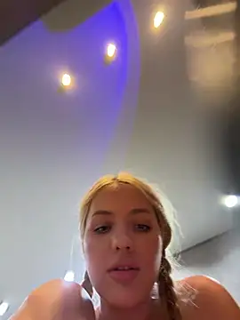 Chat XXX en directo de XEye_Candy