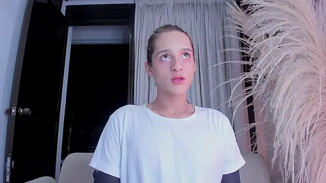 Онлайн чат XXX CandyDance1_