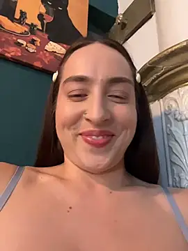 XXX chat uživo modela Holly_Play