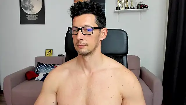 BrutusK08 라이브 XXX 채팅