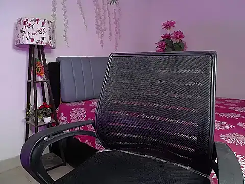 Love_Sundari: απευθείας συνομιλία ΧΧΧ