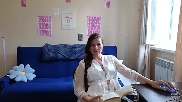 دردشة Mirabelle_Velvet الجنسية المباشرة