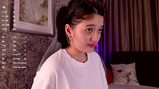 FreyaRaya's Live XXX Chat