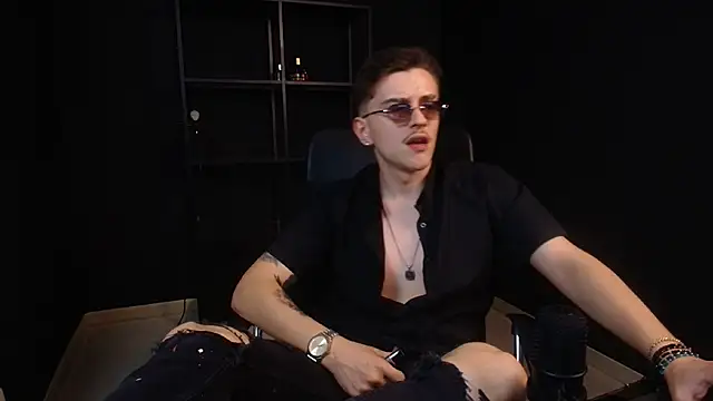 FelixStarkkのライブXXXチャット