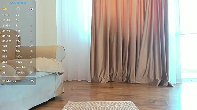 Anisefoxy Adlı Modelin Canlı XXX Sohbeti
