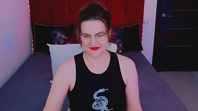 צ'אט XXX בשידור חי של EvelynPorshe