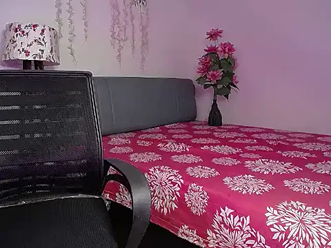 Love_Sundari élő XXX-chatje