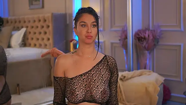 FrancescaDante Chat XXX live