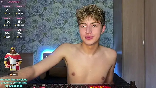 AlfredSweet's Live XXX Chat
