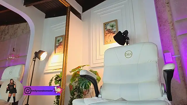 AlessiaLondon 现场XXX聊天