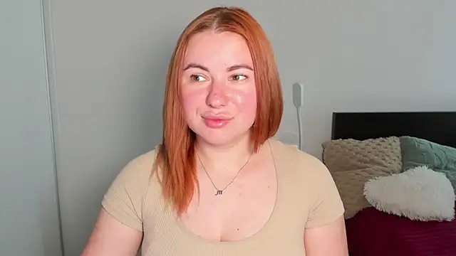 LAYLAxSTAR Adlı Modelin Canlı XXX Sohbeti