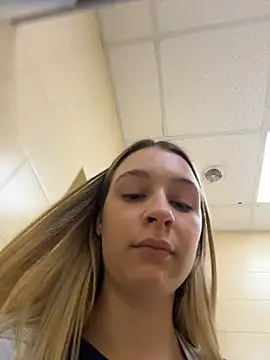 Chat XXX ao vivo de SashaCatt