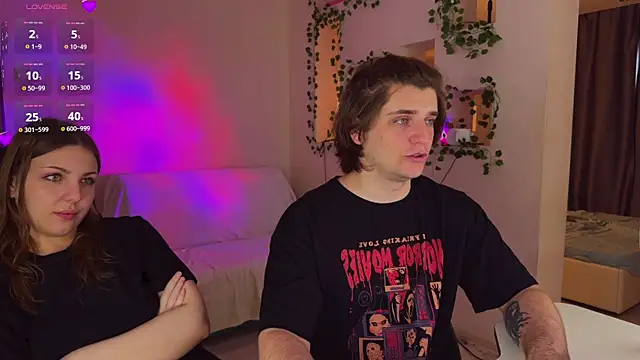 צ'אט XXX בשידור חי של RobertAndLinela