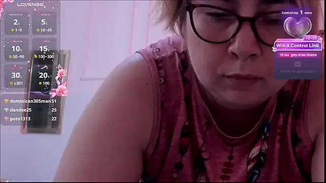 chloe_prg – Live XXX-chat