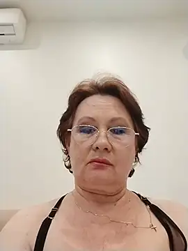 SalientClean's Live XXX Chat