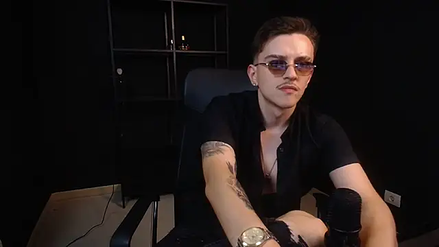 FelixStarkk XXX чат на живо