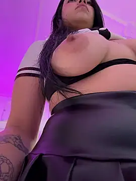 Miel_rousse Adlı Modelin Canlı XXX Sohbeti