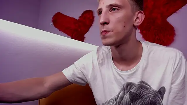 Kevin_Rich live XXX chat