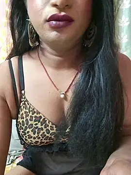 glitchwaligirl Adlı Modelin Canlı XXX Sohbeti