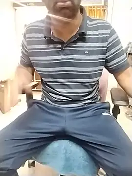 צ'אט XXX בשידור חי של hotindianstud