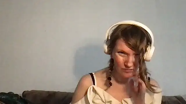 Chatroom XXX en direct de Kittymarlene