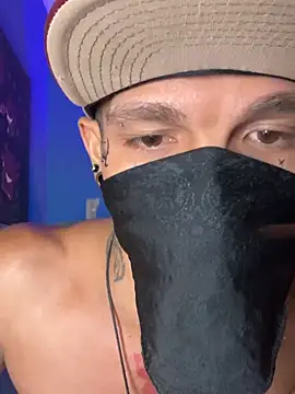 CRAZY-BOY99's Live XXX Chat