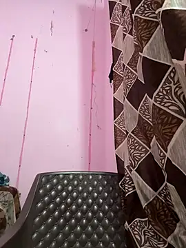 Miss_Pretty011's Live XXX Chat