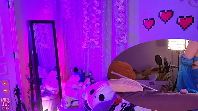 Chatroom XXX en direct de Angel-Lewd-Cake